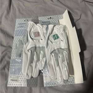 White Women's Golf Gloves